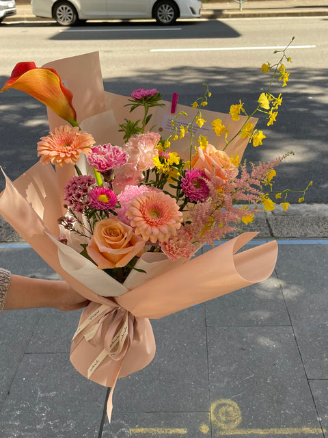 Medium Wrapped Flowers