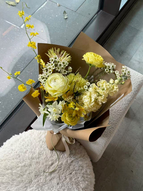 Bright + Cheery wrapped flowers